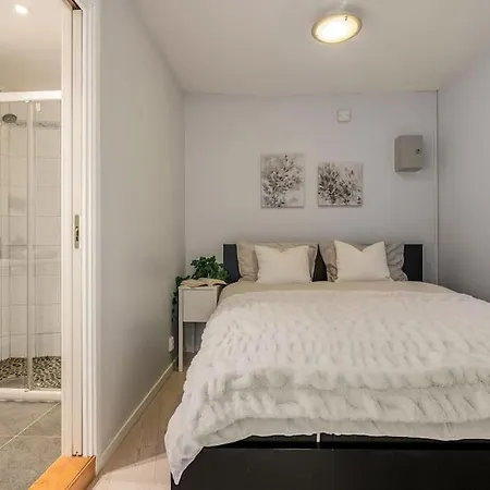アパート Flat In House With Outstanding Roof Terrace